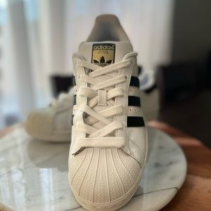 Adidas Super Star Shoe